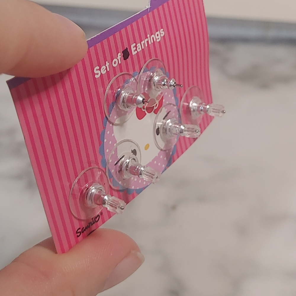 Hello Kitty Earring Set - Picture 3 of 3